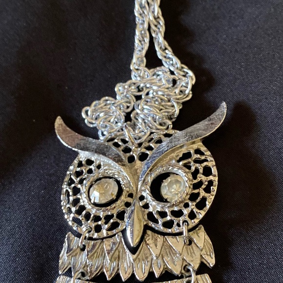 Articulated Silvertone Owl Necklace With Crystal Eyes Vintage Statement Piece - Picture 4 of 12